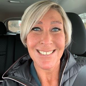 Meet your Posher, Julie